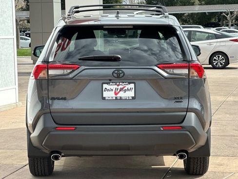 New 2025 Toyota RAV4 XLE image 5