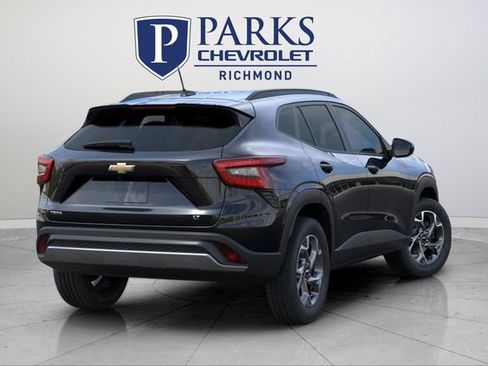 New 2026 Chevrolet Trax LT w/ Driver Confidence Package image 4