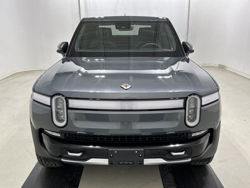 Used 2024 Rivian R1T Adventure AWD/4WD image 8