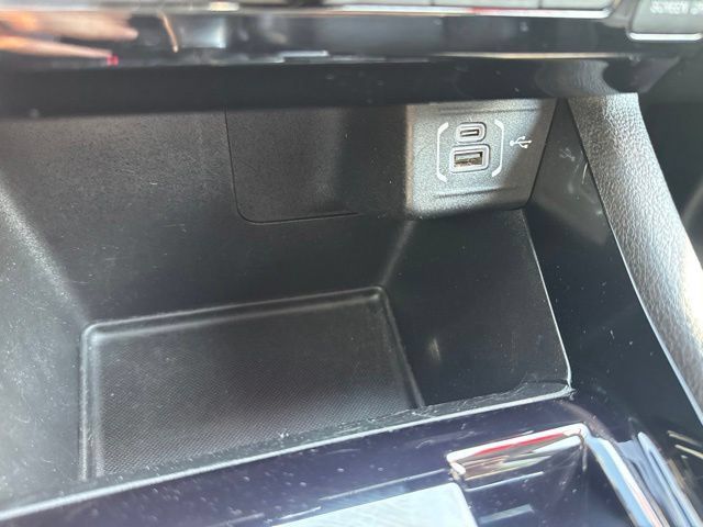 Used 2022 Jeep Compass Limited AWD/4WD image 40