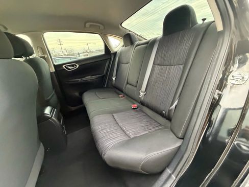 Used 2019 Nissan Sentra SV image 10