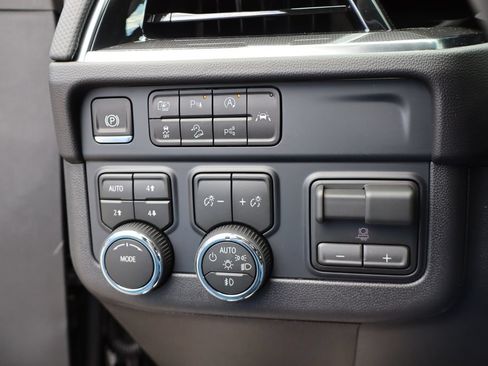 New 2026 Chevrolet Tahoe RST w/ Sun And Tow Package AWD/4WD image 16
