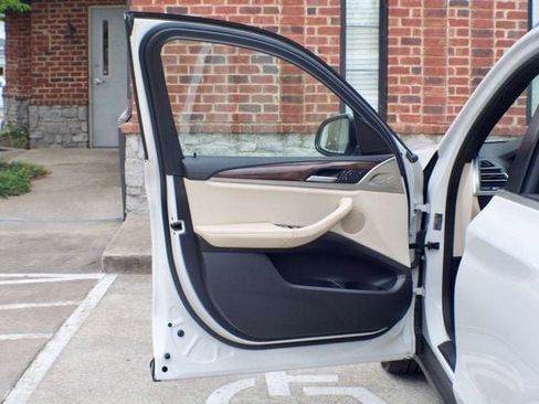 Used 2022 BMW X3 sDrive30i w/ Convenience Package RWD image 17