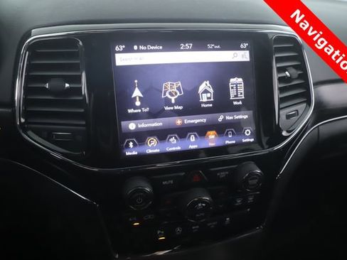 Used 2020 Jeep Grand Cherokee Limited image 5