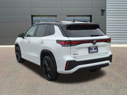 New 2026 Volkswagen Tiguan SE R-Line AWD/4WD image 5