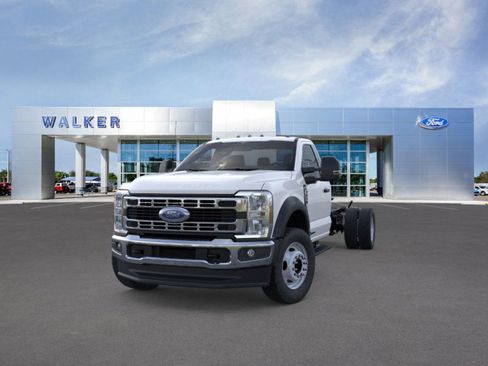 New 2025 Ford F550 XL image 24