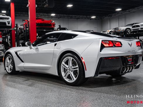 Used 2016 Chevrolet Corvette Stingray Coupe w/ Battery Protection Package image 3