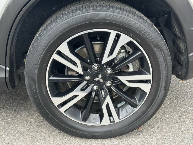 Used 2025 Mitsubishi Eclipse Cross SE AWD/4WD image 32