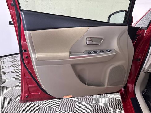 Used 2013 Toyota Prius V Two FWD image 7