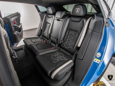 Used 2025 Lamborghini Urus SE image 72