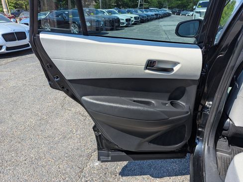 Used 2023 Toyota Corolla Cross L FWD image 36