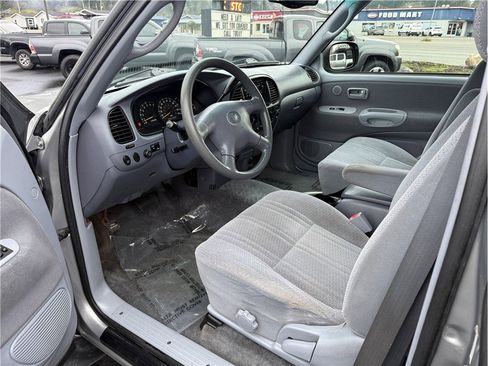 Used 2002 Toyota Tundra SR5 image 9