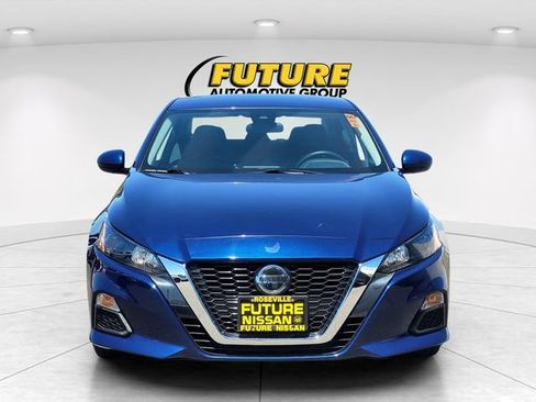 Used 2022 Nissan Altima 2.5 S FWD image 2
