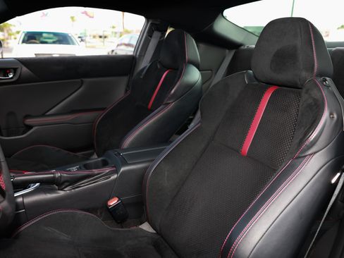 Used 2023 Subaru BRZ Limited RWD image 10