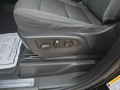 Used 2023 GMC Sierra 1500 SLE AWD/4WD image 11
