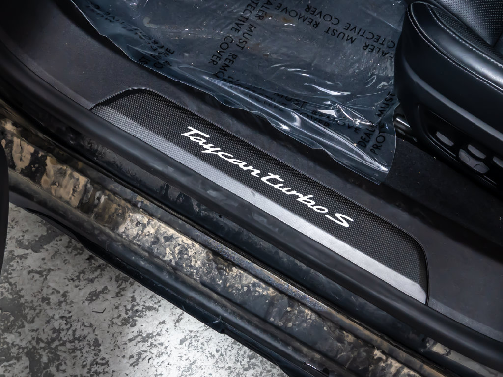 Used 2024 Porsche Taycan Turbo S AWD/4WD image 27