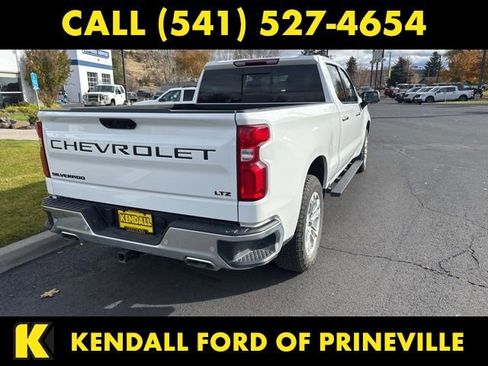 Used 2023 Chevrolet Silverado 1500 LTZ w/ LTZ Convenience Package II AWD/4WD image 9