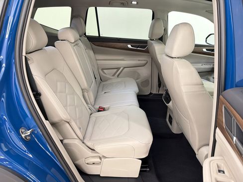 Used 2026 Volkswagen Atlas SE w/ Panoramic Sunroof Package FWD image 31