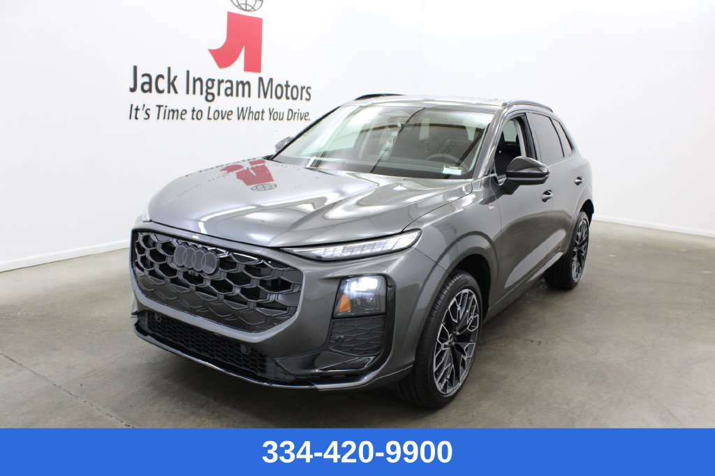 New 2026 Audi Q3 quattro 2.0T AWD/4WD 360° Tour