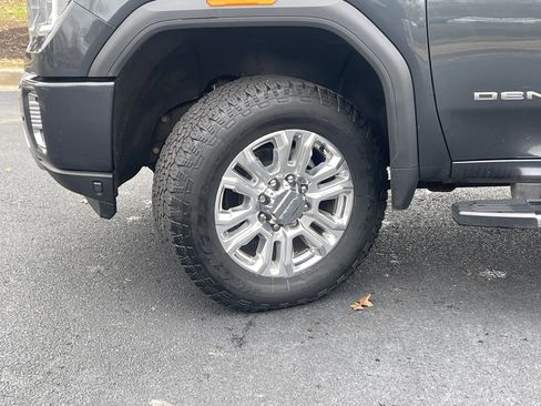 Used 2023 GMC Sierra 2500 Denali w/ Denali Ultimate Package image 32