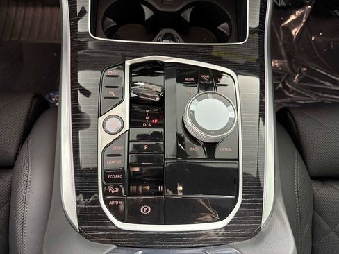 New 2026 BMW X5 xDrive40i image 17