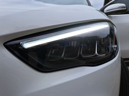 Certified 2025 Mercedes-Benz GLA 250 4MATIC image 32