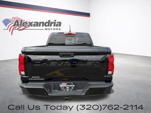 Used 2026 Chevrolet Colorado Z71 AWD/4WD image 7
