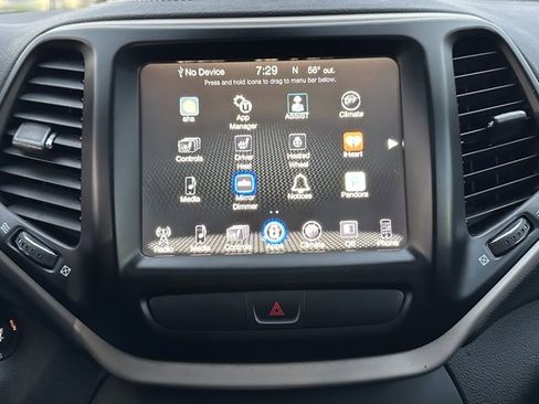 Used 2017 Jeep Cherokee 75th Anniversary image 34