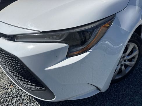 Used 2020 Toyota Corolla LE FWD image 8