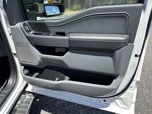 New 2025 Ford F150 Lariat w/ Equipment Group 502A High image 25