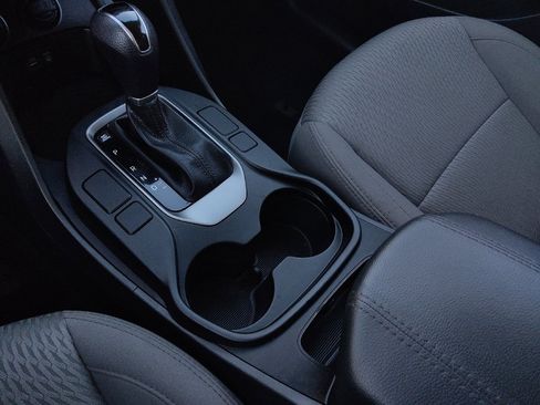 Used 2017 Hyundai Santa Fe Sport image 26