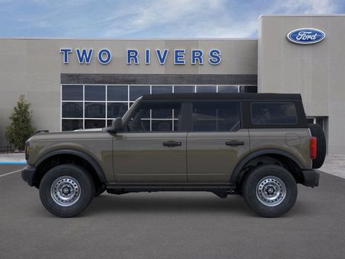 New 2025 Ford Bronco 4-Door image 3