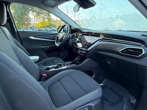 Used 2023 Chevrolet Bolt EUV LT image 13