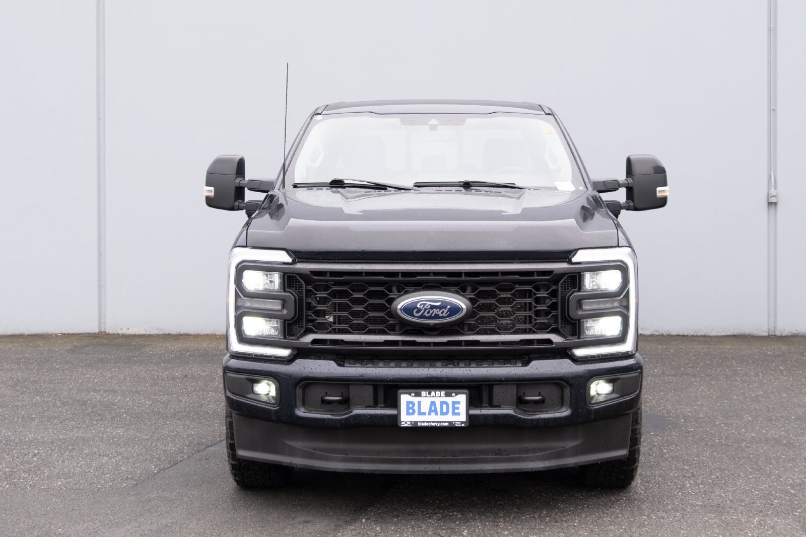 Used 2024 Ford F350 Lariat w/ Sport Appearance Package AWD/4WD image 23