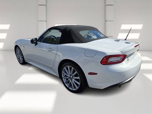 Used 2017 FIAT 124 Spider Lusso image 7