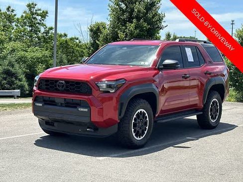Used 2025 Toyota 4Runner TRD Off-Road Premium AWD/4WD image 1