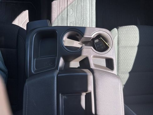 Used 2023 Chevrolet Silverado 1500 Custom image 38