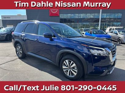 Used 2025 Nissan Pathfinder SL