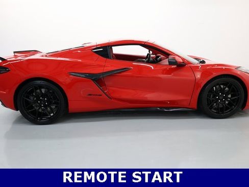 Used 2025 Chevrolet Corvette Z06 image 26