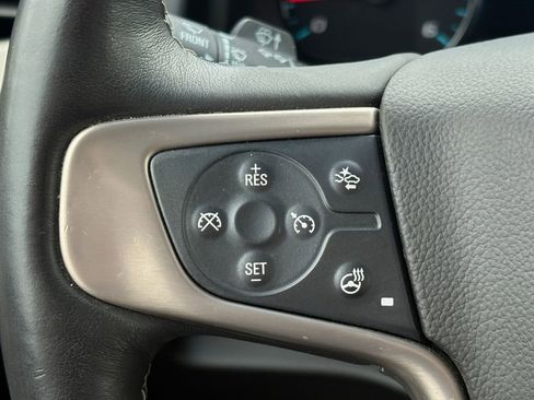 Used 2017 GMC Yukon XL Denali w/ Open Road Package image 9