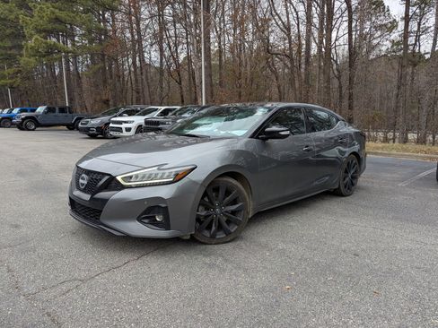 Used 2023 Nissan Maxima SR w/ Sport Mat Group image 1