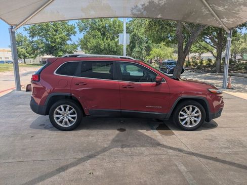 Used 2015 Jeep Cherokee Limited w/ Luxury Group FWD image 4