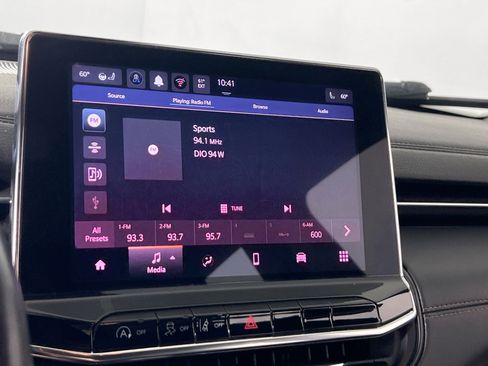 Used 2022 Jeep Compass Limited image 14