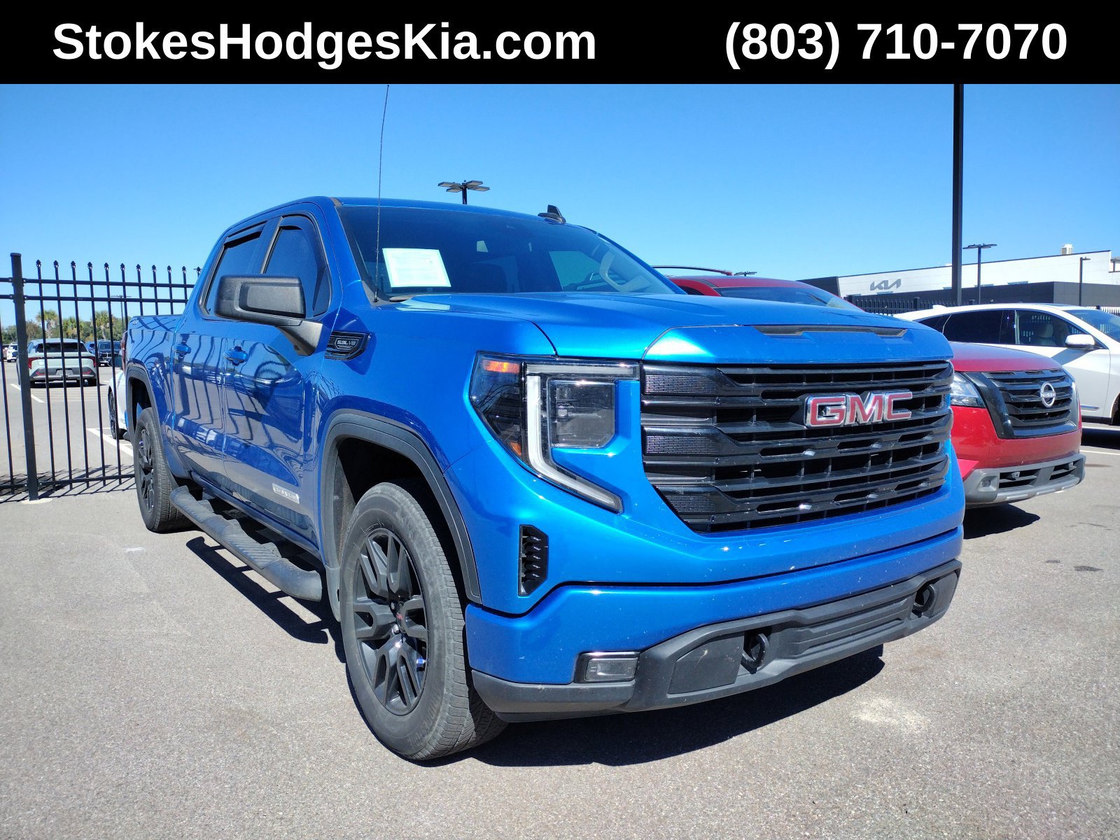 Used 2024 GMC Sierra 1500 Elevation AWD/4WD image 1