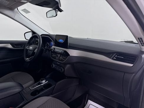 Certified 2022 Ford Escape SE w/ SE Sport Appearance Package image 28