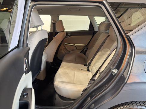 Used 2020 Kia Soul S FWD image 10