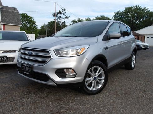 Used 2019 Ford Escape SE AWD/4WD image 38