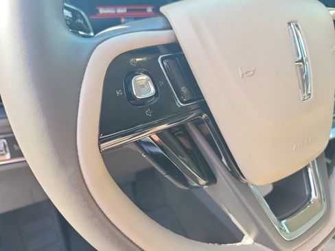 Certified 2023 Lincoln Corsair Reserve FWD image 24