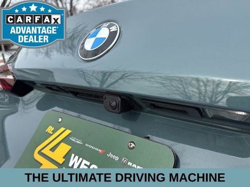 Used 2025 BMW 530i xDrive w/ Premium Package AWD/4WD image 17