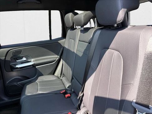 New 2026 Mercedes-Benz GLB 250 image 18